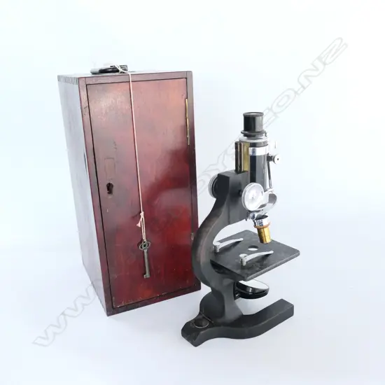 SPENCER, BUFFALO, USA,  MICROSCOPE IN BOX